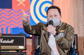 Menparekraf Sandiaga Bahas Tantangan Sektor Parekraf Bareng Arief Yahya dan Triawan Munaf