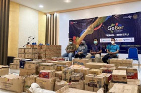 Kemenparekraf Salurkan Bantuan bagi Korban Bencana Erupsi Gunung Semeru