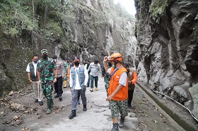 Pastikan Layanan Tanggap Darurat terlaksana baik, Kepala BNPB Tinjau Kecamatan Pronojiwo Kabupaten Lumajang Jawa Timur