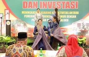 Pimpin Misi Dagang ke Maluku, Gubernur Khofifah Dorong Percepatan Pemulihan Ekonomi Jatim dan Maluku