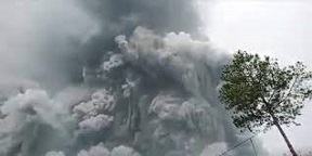 Sejarah Panjang Letusan Gunung Semeru