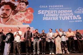 Wamenparekraf Hadiri Pemutaran Film Seperti Dendam, Rindu Harus Dibayar Tuntas