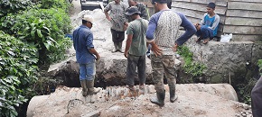 Tiga Jembatan Putus Akibat Longsor Bener Meriah