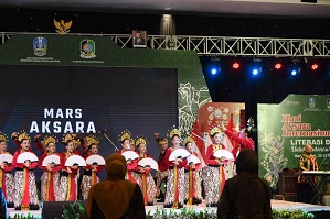  Peringatan Hari Aksara Internasional Tahun 2021, Gubernur Khofifah :  Literasi Digital Butuh Percepatan Secara Massif