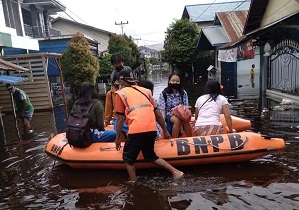 Banjir Kabupaten Sintang, Akibatkan Dua Orang Meninggal Dunia dan 24.522 KK Terdampak di 12 Kecamatan