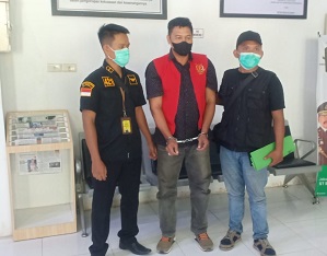Tim Tabur Kejaksaan Agung dan Kejati Aceh Tangkap Buronan Kejati Sumbar