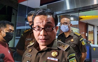 5 (LIMA) ORANG DIPERIKSA SEBAGAI SAKSI TERKAIT PERKARA DUGAAN TINDAK PIDANA KORUPSI PEMBELIAN GAS BUMI OLEH BADAN USAHA MILIK DAERAH (BUMD) PERUSAHAAN DAERAH PERTAMBANGAN DAN ENERGI (PDPDE) SUMATERA SELATAN