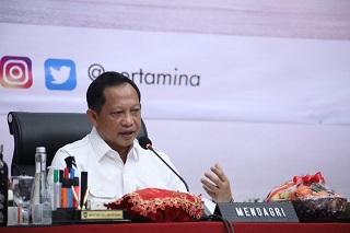 Mendagri Minta Kepala Daerah Dukung Pembangunan Program Pertashop di Desa