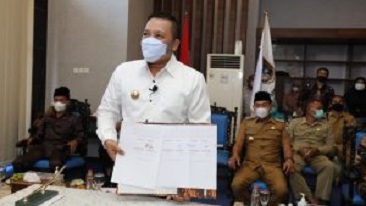 Pemkab Sampang – PT SMI Tandatangani Kerjasama Pinjaman Pemulihan Ekonomi Nasional