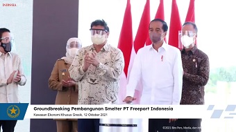 Presiden Jokowi Resmikan Pembangunan Smelter di Gresik, Gubernur Khofifah : Sangat Strategis, Ini Kado Terindah  HUT Jatim Ke-76
