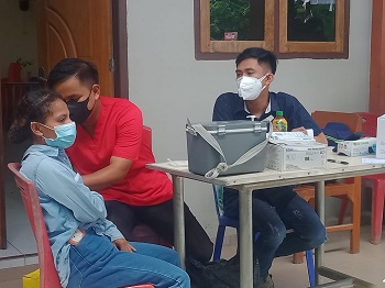 Targetkan 500 Peserta, Warga dan Pelajar Antusias Ikut Vaksinasi Massal Covid-19 Bersama Polres Jayapura dan Pawarto Papua dan STIKES Jayapura