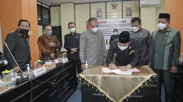 Bupati Kotabaru Sampaikan Nota Keuangan dan RAPBD Perubahan Tahun 2021