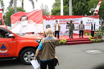 Kepala BNPB Melepas Gerakan Mobil Masker di Malang, Sebagai Penguatan Protokol Kesehatan