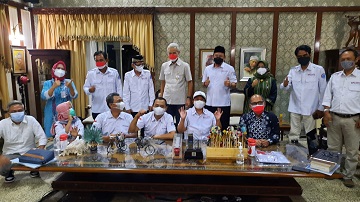  INDONESIAPERSADA.ID DINAHKODAI GANJAR, SEMANGAT PEGIAT RADIO TV DAERAH SEMAKIN MENGGEBU