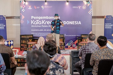 MENPAREKRAF SIAPKAN PELATIHAN DAN PENDAMPINGAN BAGI PELAKU PAREKRAF DI PANDEGLANG