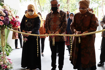 Gubernur Khofifah Harap OJK Perkuat Ekosistem Industri Jasa Keuangan