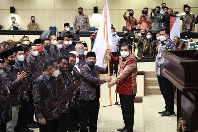  Sekjen Kemendagri Lantik DPN dan Komwil ADKASI Periode 2021-2026 