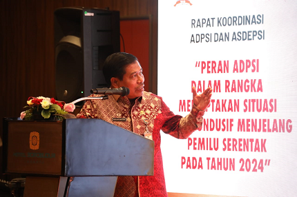Hadiri Rakor ADPSI dan ASDEPSI, Sekjen Kemendagri Dukung Pelaksanaan Pemilu 2024 yang Kondusif
