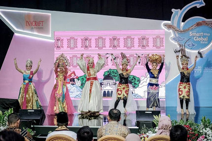 Menparekraf Resmikan Pameran Kerajinan Tangan \"Inacraft on October\"