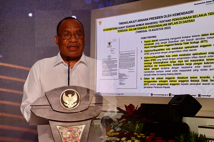 Wamendagri Sampaikan Kunci Penting Pengendalian Inflasi di Daerah