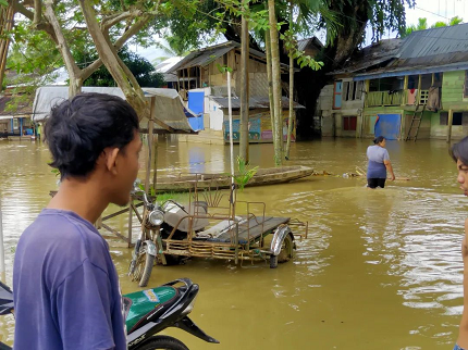 Banjir Hingga 80 Sentimeter, Akses Jalan di Aceh Tamiang Terputus