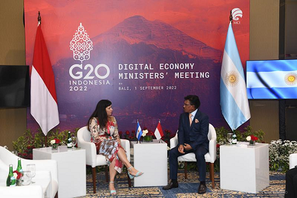 Bertemu Delegasi Argentina, Menkominfo Bahas Kerja Sama Konektivitas Pita Lebar