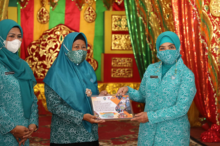 Peringati HKG ke-50, TP PKK Pusat Lakukan Kunjungan ke Pulau Penyengat