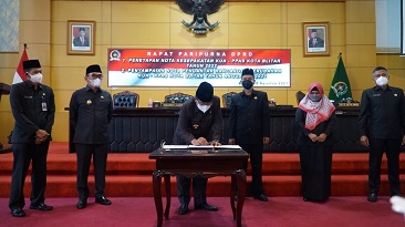 Wali Kota dan DPRD Kota Blitar Sepakati Nota Pengantar Rancangan KUA-PPAS Tahun Anggaran 2022
