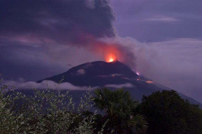 Lebih 4.000 Warga Evakuasi Pascaerupsi Gunung Ili Lewotolok