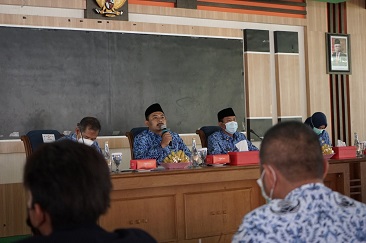 Pimpin Rapat Staf Perdana, Bupati Ngawi Minta Ditengah Pandemi Covid-19, ASN Inovatif dan Kreatif