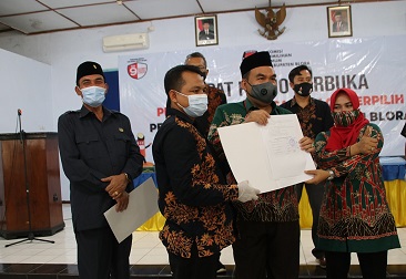 Paslon Bupati dan Wakil Bupati Terpilih Ditetapkan KPU BLora