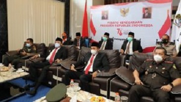 Forkopimda Sampang Ikuti Pidato Kenegaraan Presiden Jokowi Dalam Rangka HUT RI Ke-76