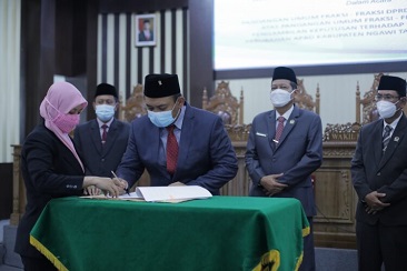 Rapat Paripurna DPRD Ngawi Bahas Ranperda PAPBD 2021