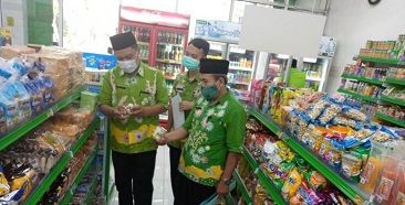Disperindag Gelar Razia Makanan Kadaluarsa, Temukan Toko Yang Menjual Mie Tanpa Merk Dan Tak Terpasang Masa Kadaluarsa