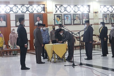 Kini, Sembilan Pejabat Pimpinan Tinggi Pratama di Kotabaru Resmi Dilantik Bupati
