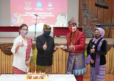 Rangkaian Peringatan Hardiknas di Singapura Berlangsung Semarak Terapkan Prokes Ketat