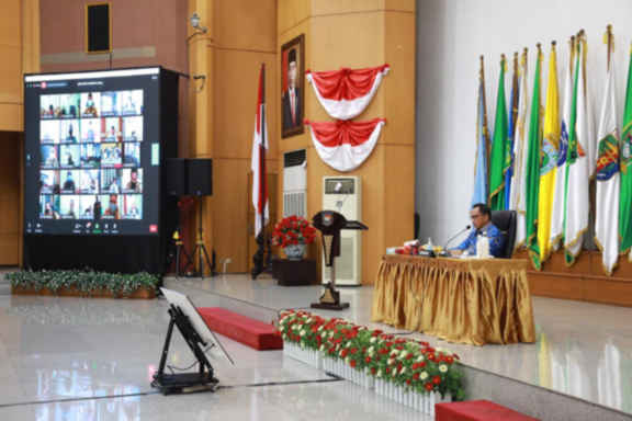 CAMAT HARUS JADI JEMBATAN KEPALA DAERAH DAN RAKYAT