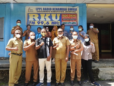 DINILAI PALING MAJU, DISKOMINFO KAB. JAYAPURA JADI TUJUAN KUNJUNGAN PEMBANGUNAN TEKNOLOGI INFORMASI DI PAPUA 