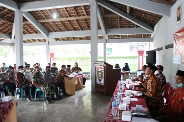 Turunkan Kemiskinan Di Ngawi, Pemkab Ngawi Bentuk Pilot Project Di Desa Kuniran