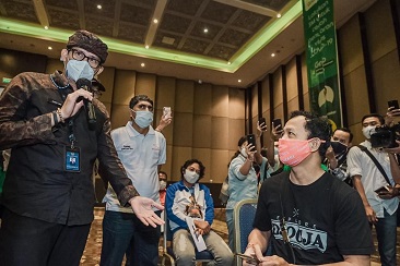 Menparekraf Tinjau Kesiapan Pelaksanaan Vaksinasi Pertama Bagi Pelaku Parekraf