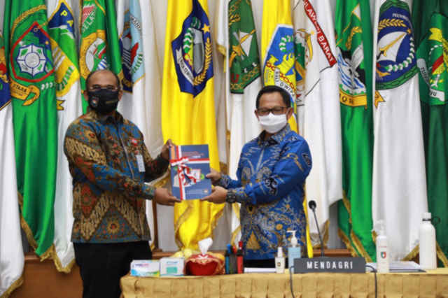 MENDAGRI SAPA CAMAT SE â€“ INDONESIA SECARA DARING
