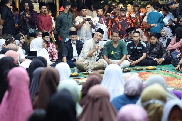 Ganjar Apresiasi Petani Milenial Purbalingga, Manfaatkan Tanah Bengkok Jadi Agrowisata