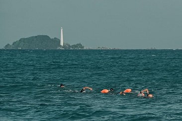 Menparekraf Bahas Strategi Pengembangan Destinasi Wisata di Belitung 