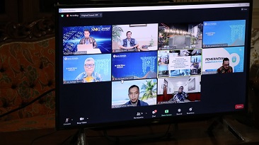 Talk Show Virtual \"Jagongan Madiun\" Bentuk Sinergi Pembangunan Daerah