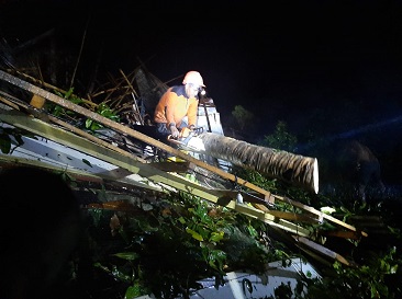Sejumlah Rumah Warga Kabupaten Situbondo Rusak Diterjang Angin Kencang