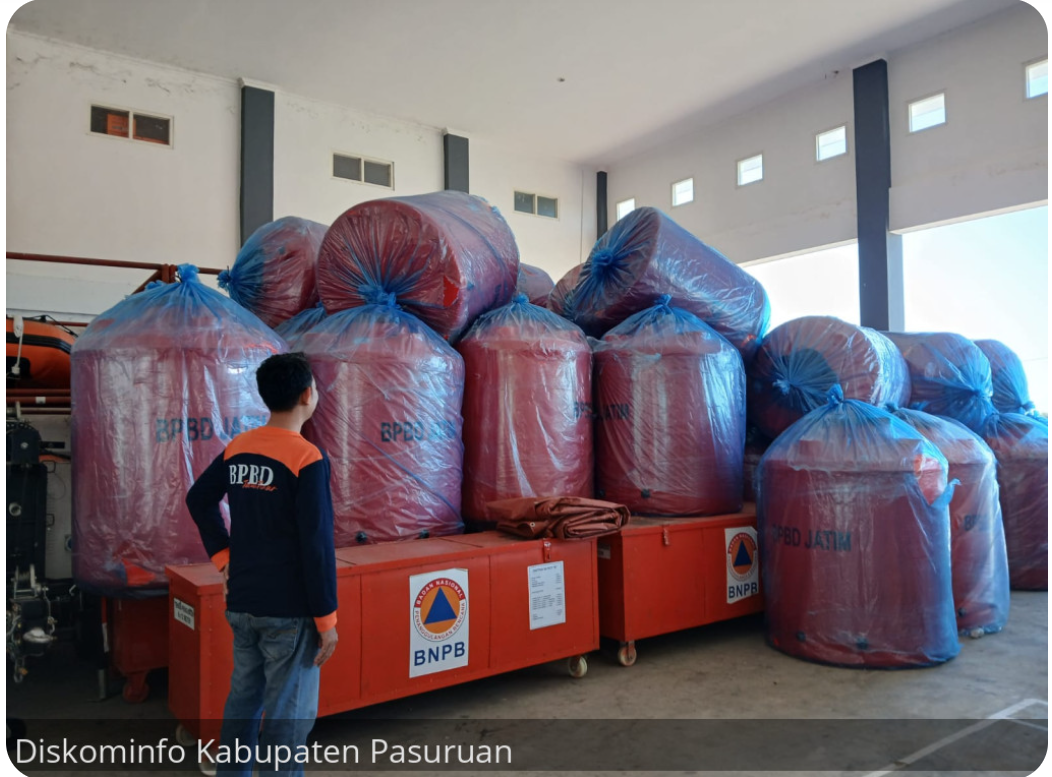 BPBD Jatim Salurkan 40 Tandon Air Atasi Kekeringan di Kabupaten Pasuruan