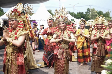 Menparekraf Dorong Lulusan PTNP Pariwisata Terus Tingkatkan Kompetensi dan Daya Saing 