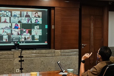 Menparekraf Bahas Strategi Reaktivasi Sektor Parekraf di Adaptasi Kebiasaan Baru 