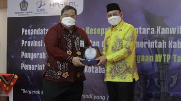Bupati Kotabaru Terima Predikat WTP Keenam Kalinya Dari Kemenku RI
