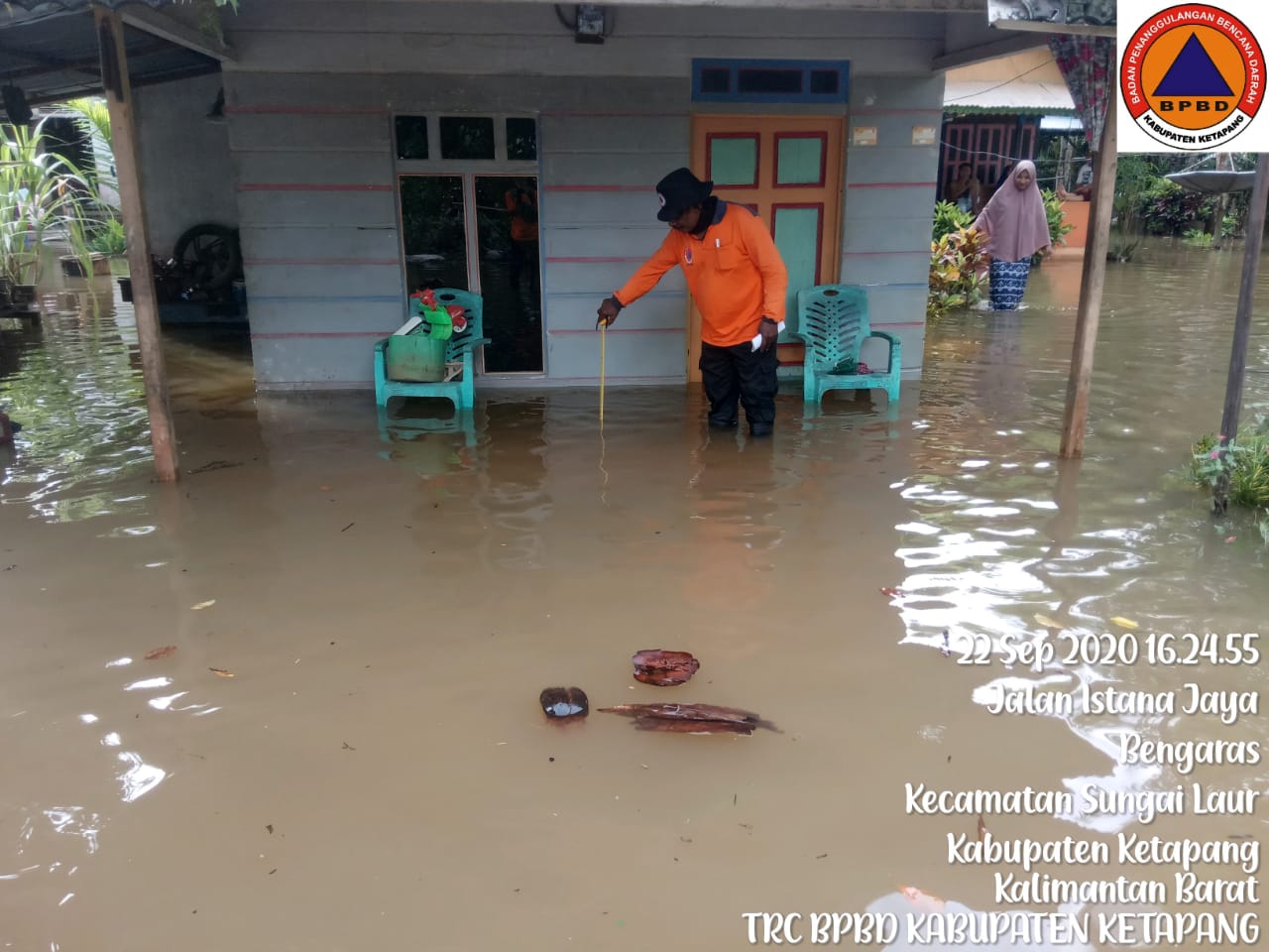 BANJIR RENDAM DUA KECAMATAN DI KETAPANG KALBAR